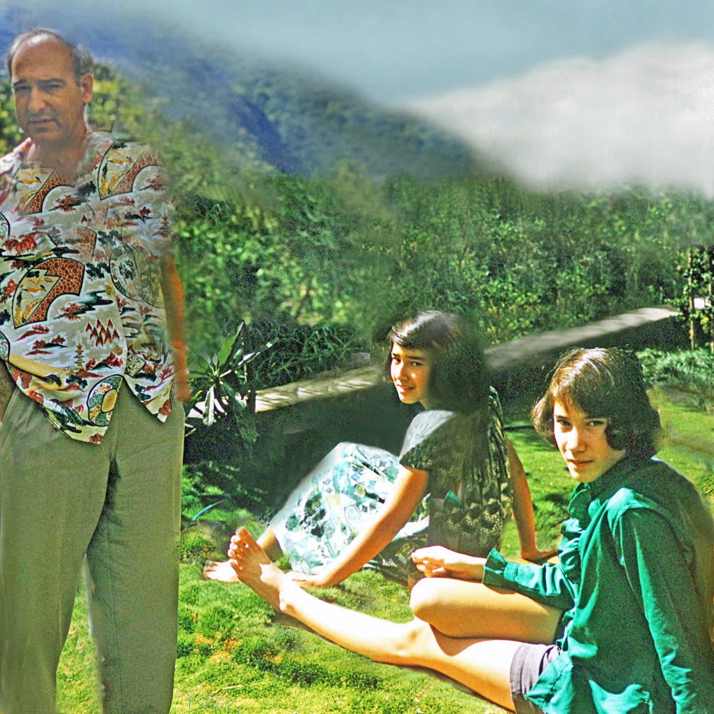 Manoa Memories 6.7 Father and Two Daughters 2017 by Deeling C. Gregory